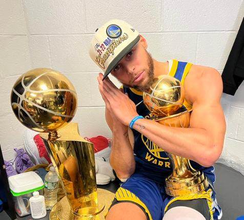 百家乐模拟器-“安安”庆祝动作火遍全球 库里亲身讲述灵感来源